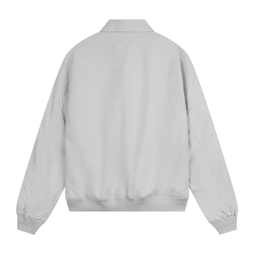 P316 Color: black/light card/off-white Size: S M L Customized two-color webbing strip on the back collar, with zippered side pockets inside ✅ - POLO brand zipper, genuine leather zipper piece, dark and light two-color buttons ✅ - RL25SS new jacket fabric is made of lightweight polyester fiber, windproof and waterproof, lighter, suitable for travel or daily outdoor sports, simple line design and wide and neat tailoring, unisex style for both men and women, good for commuting, classic and durable